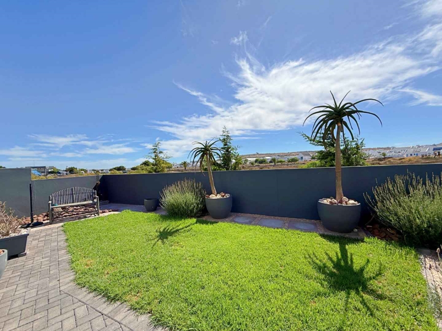 4 Bedroom Property for Sale in Calypso Beach Western Cape